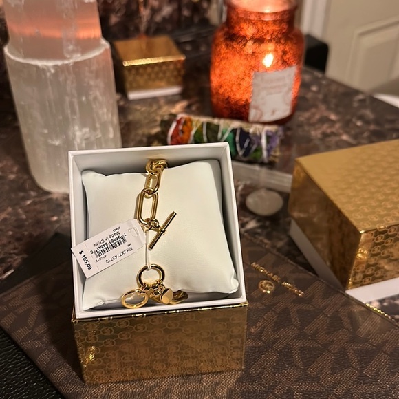 Michael Kors Women's Stainless Steel Chain Bracelet with Crystal Accents - Picture 4 of 7